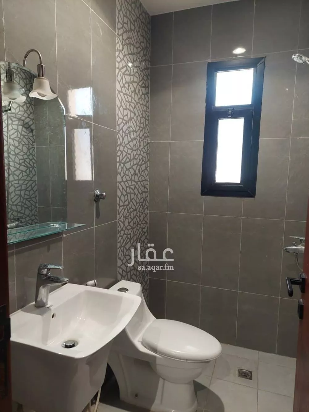 شقة 1 غرف في الصفا 4