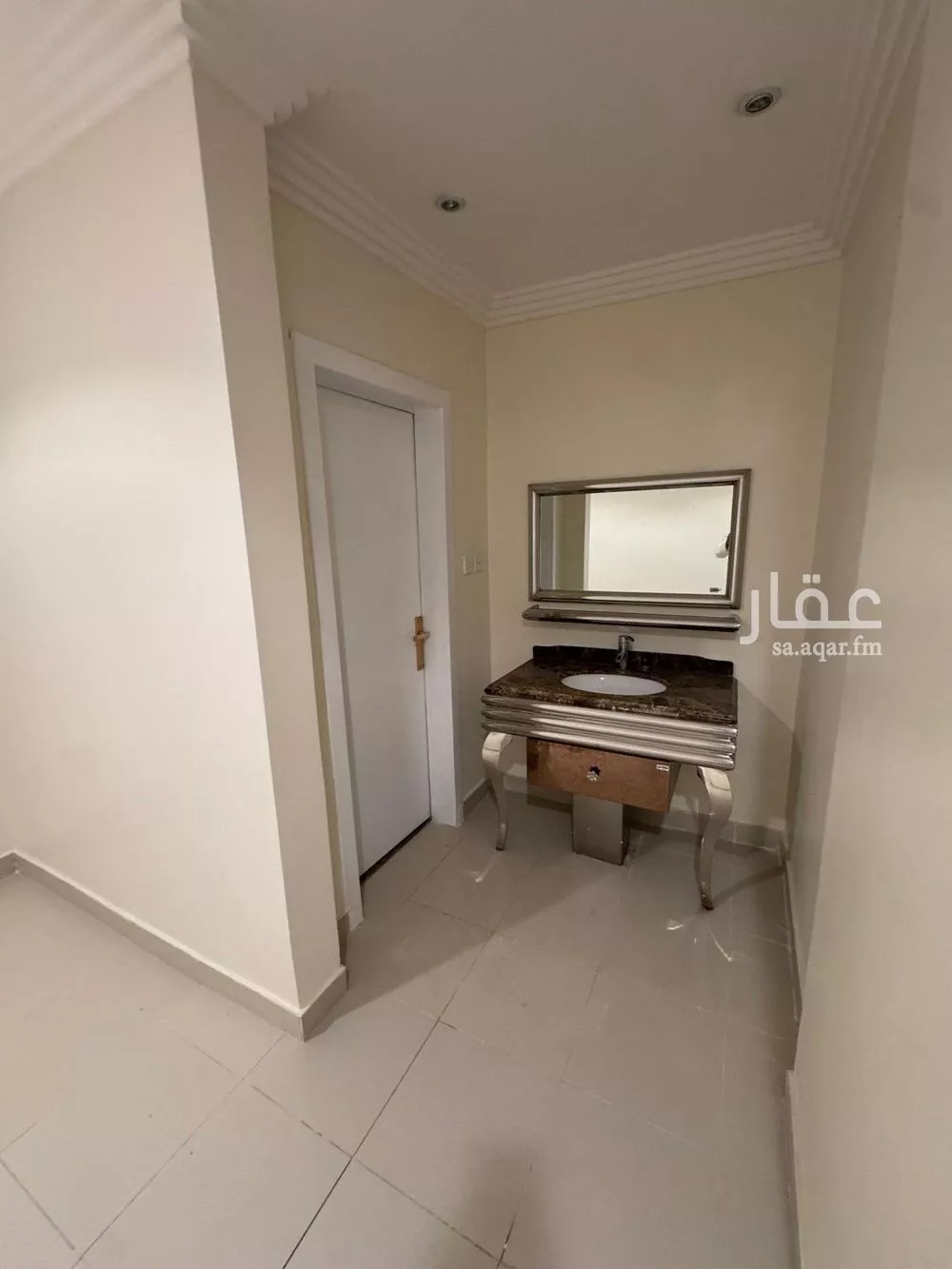 3 bedroom apartment in Al Malqa 3