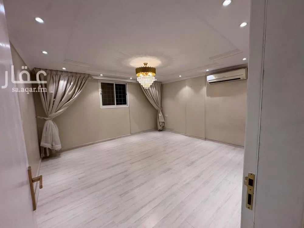 3 bedroom apartment in Al Malqa 2