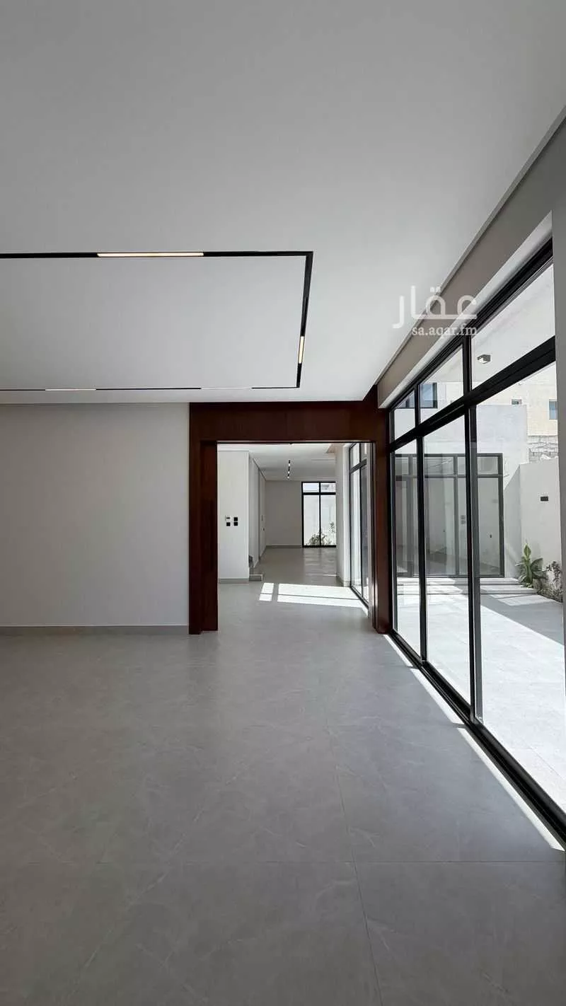 فيلا 6 غرف في النرجس 4