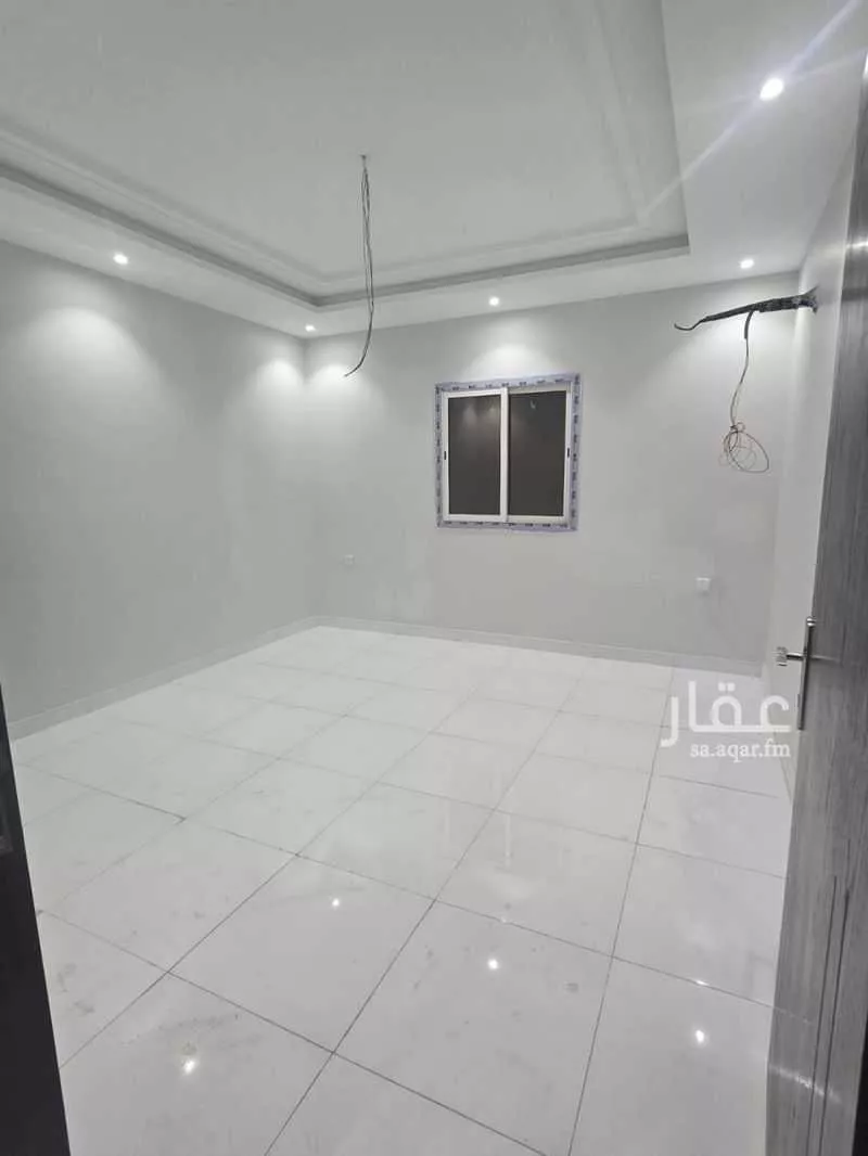 شقة 5 غرف في الواحة 5