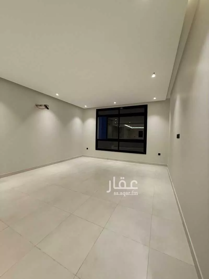 شقة 5 غرف في الواحة 5