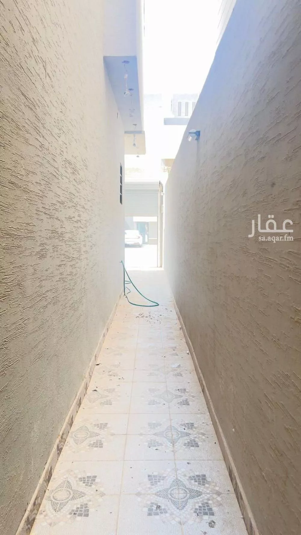 شقة 9 غرف في الرمال 5