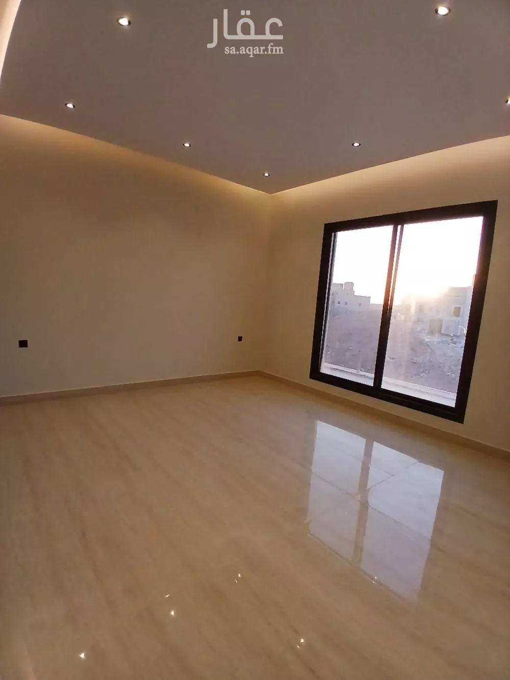 دوبلكس 7 غرف في الجنادرية 2