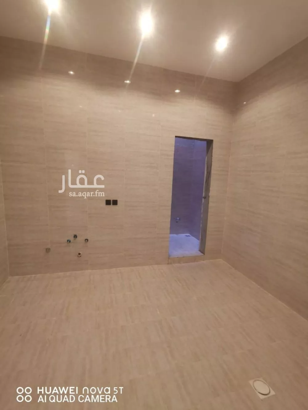 فيلا 5 غرف في الشرق 5