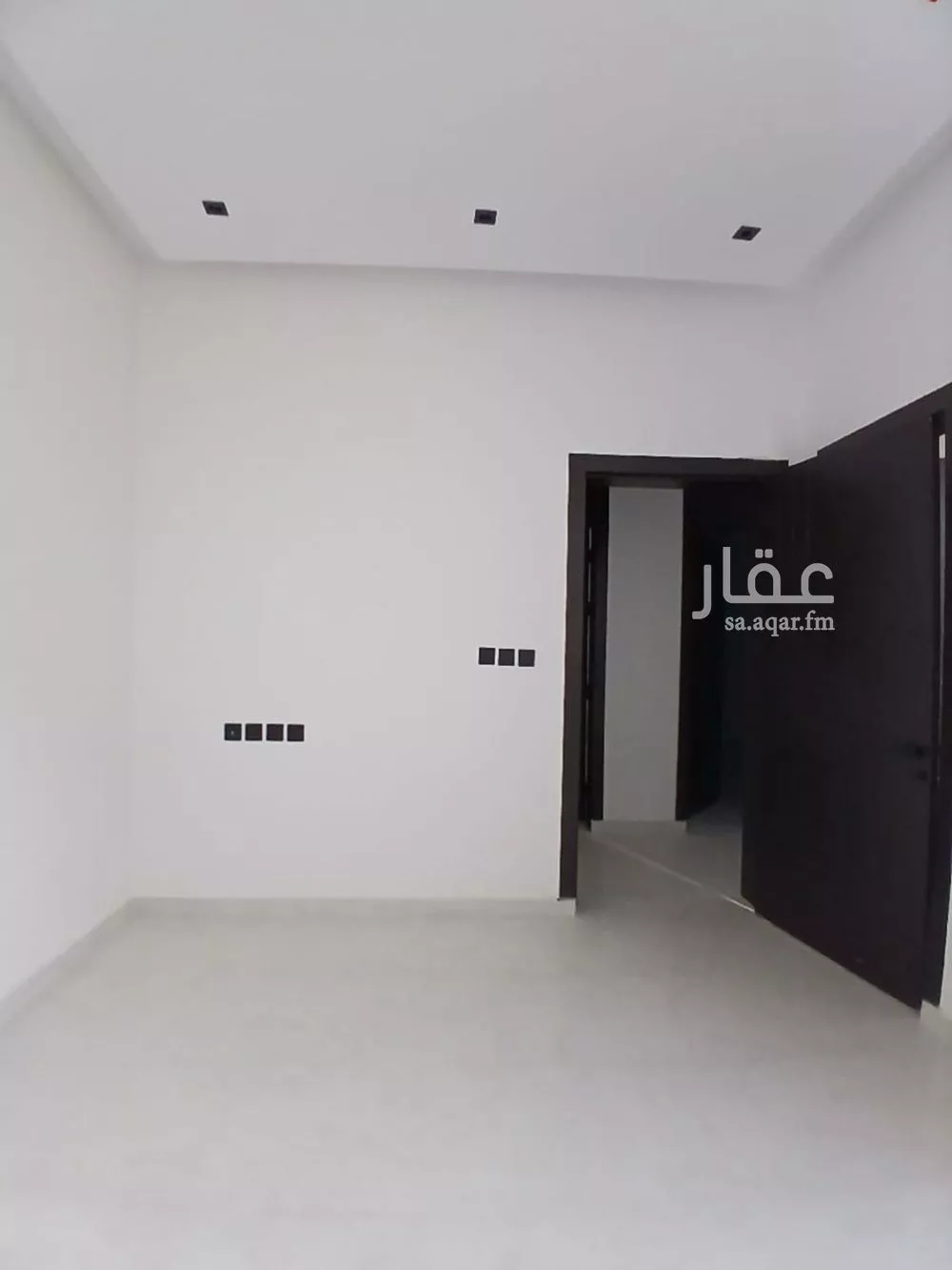 5 bedroom floor in Ash Sharq 2