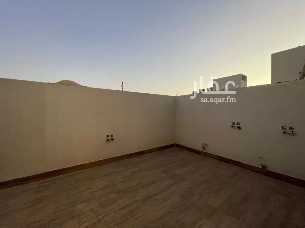 5 bedroom villa in Al Malqa, Riyadh 10