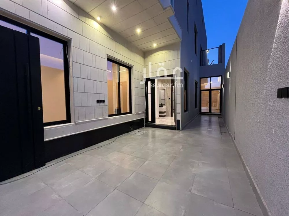 5 bedroom floor in Al Rimal 1