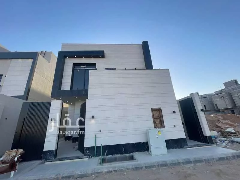 فيلا 5 غرف في الرمال 3