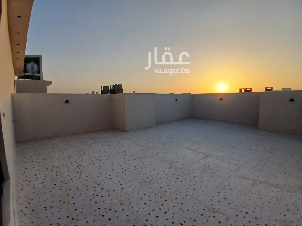 فيلا 7 غرف في الجنادرية 3