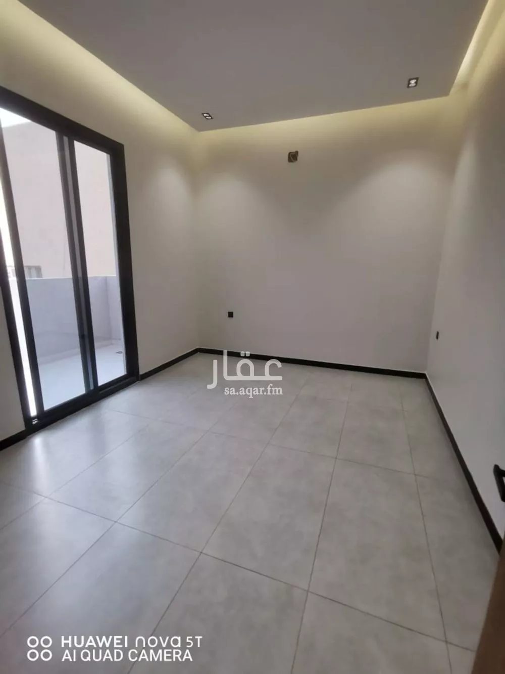 فيلا 4 غرف في الجنادرية 5