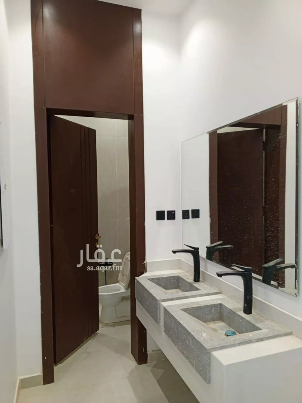 فيلا 6 غرف في الجنادرية 5