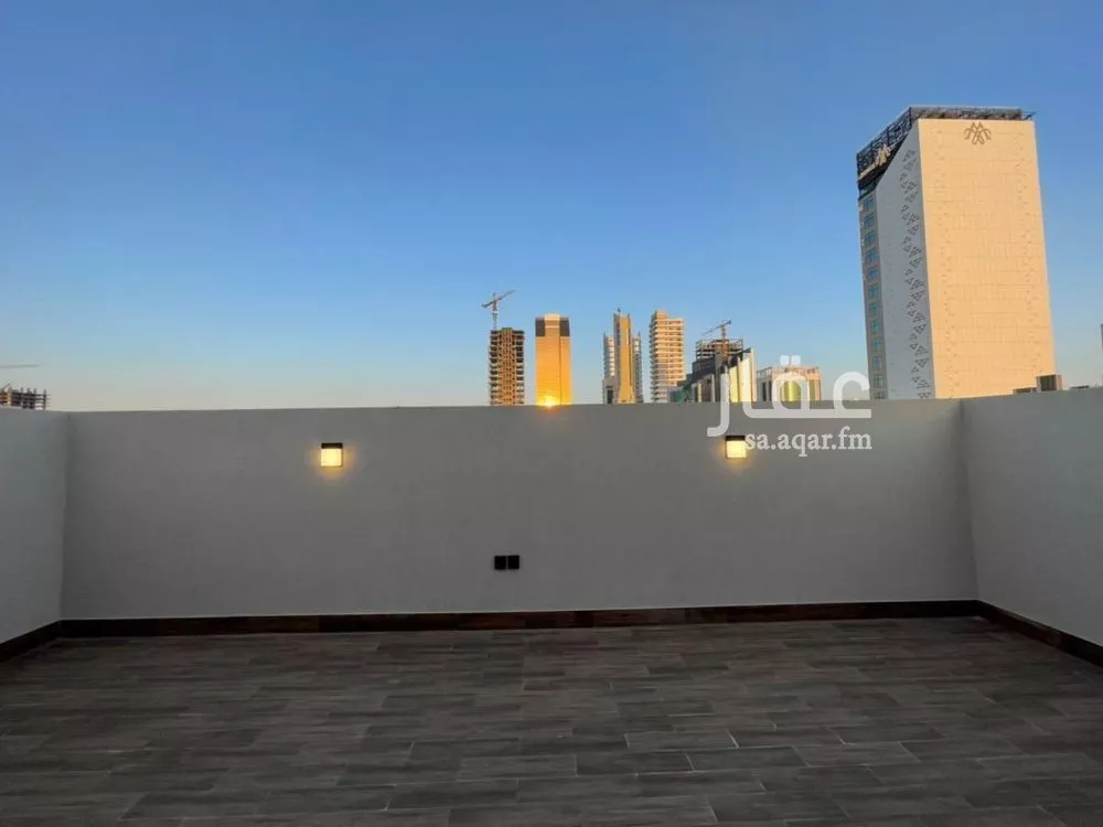 فيلا 5 غرف في الملقا 2