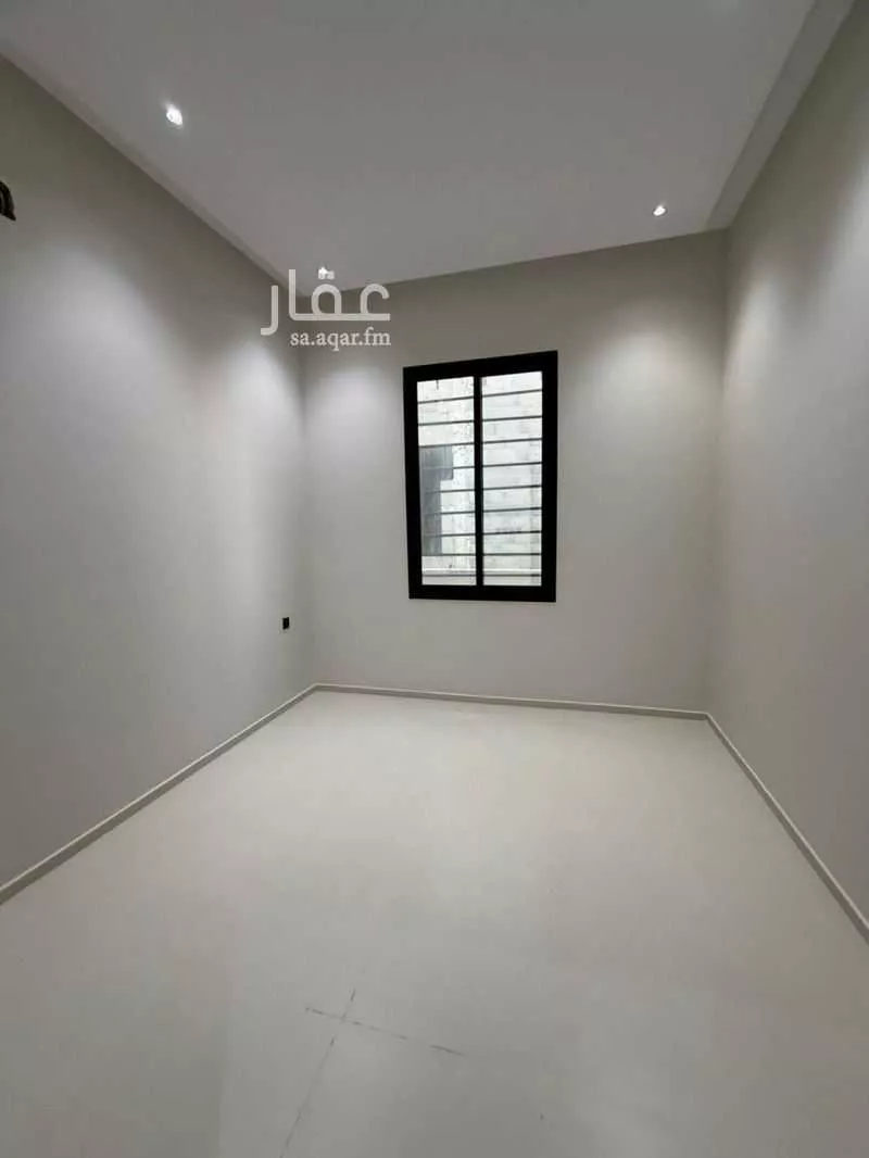 5 bedroom villa in Al Rimal 2