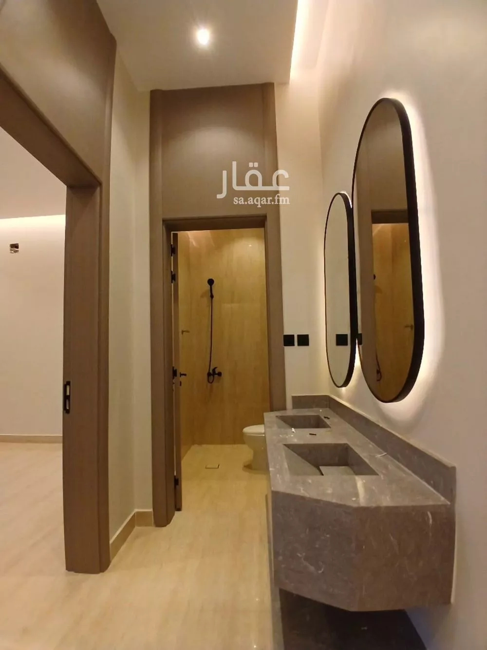 فيلا 7 غرف في الجنادرية 5