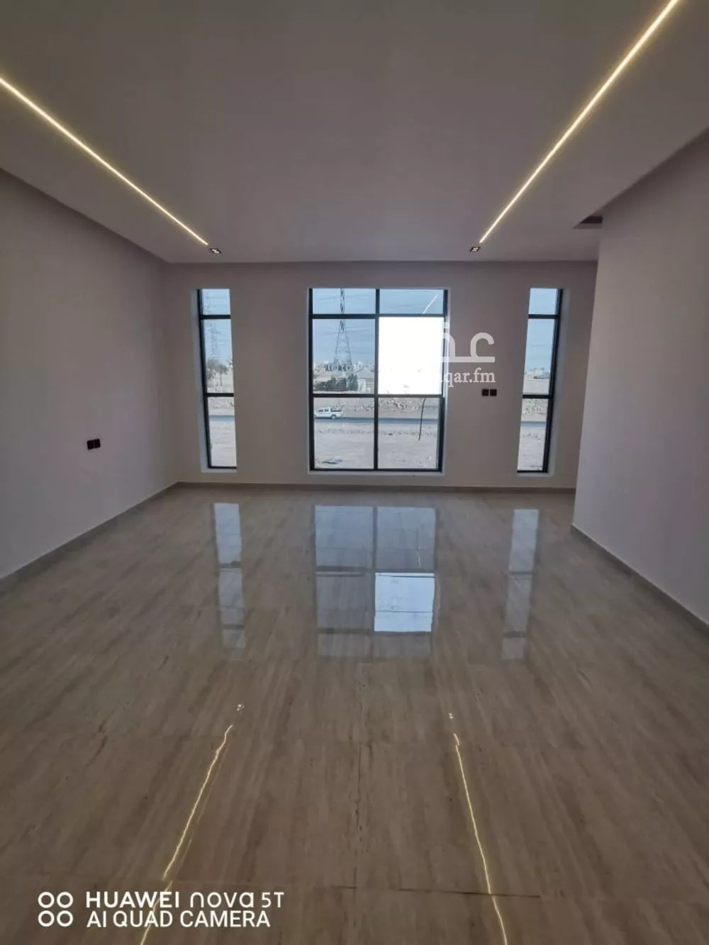 فيلا 5 غرف في الشرق 1