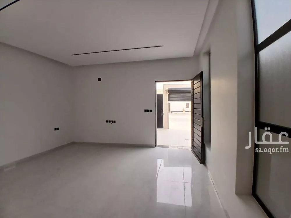 5 bedroom floor in Ash Sharq 5