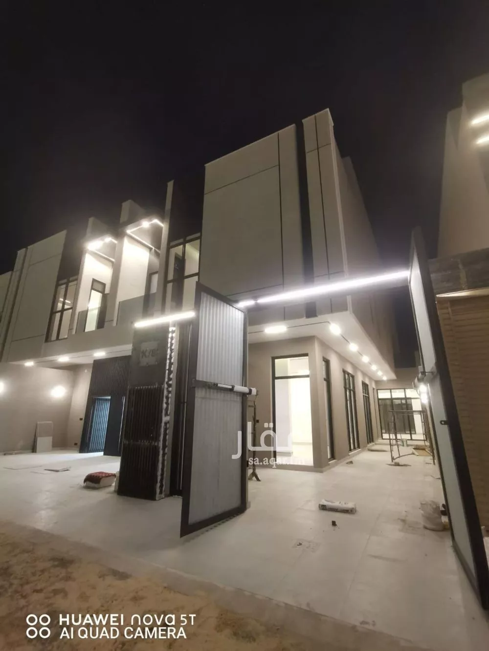 4 bedroom villa in Al Janadriyah 1