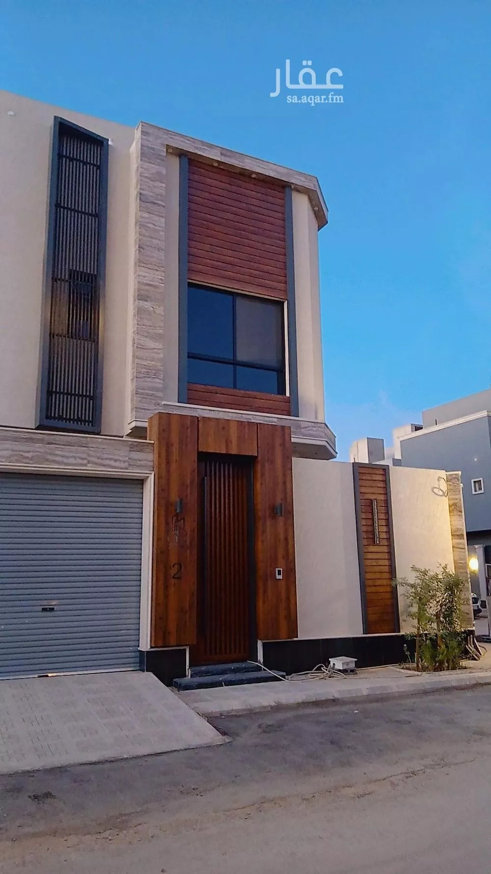 5 bedroom villa in Al Aridh 1