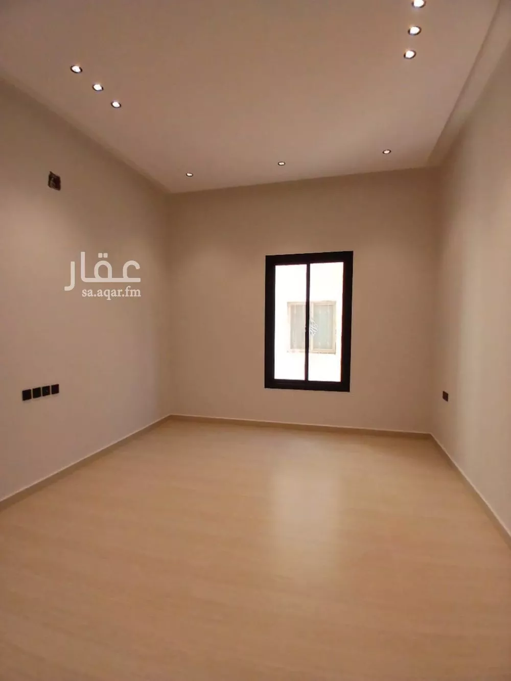 دور 4 غرف في الجنادرية 1