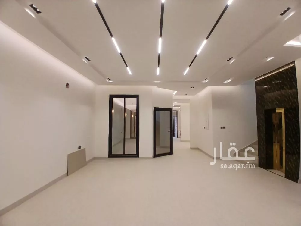 4 bedroom villa in Al Rimal 2