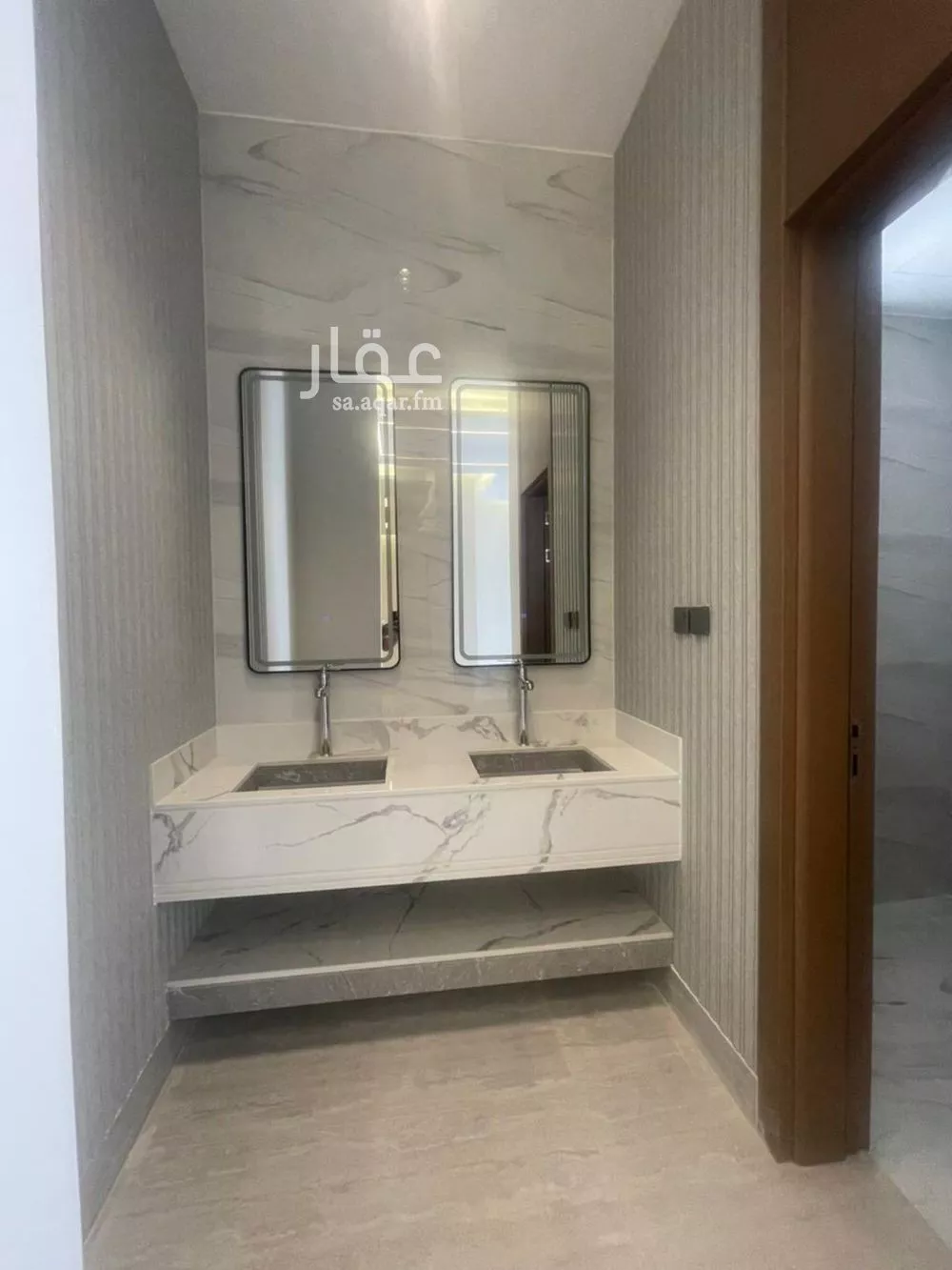 4 bedroom floor in Al Rimal 5