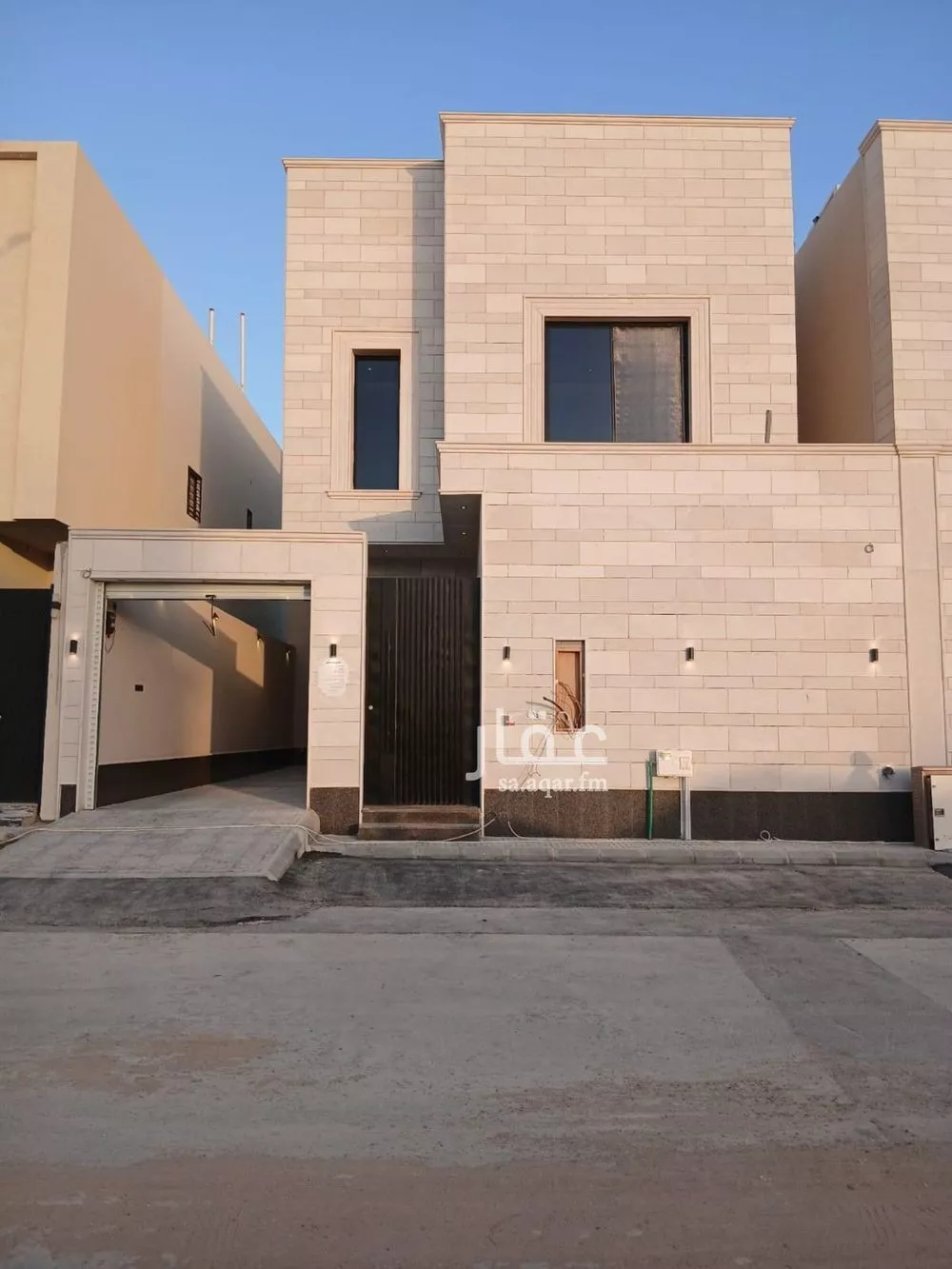 دوبلكس 7 غرف في الجنادرية 1