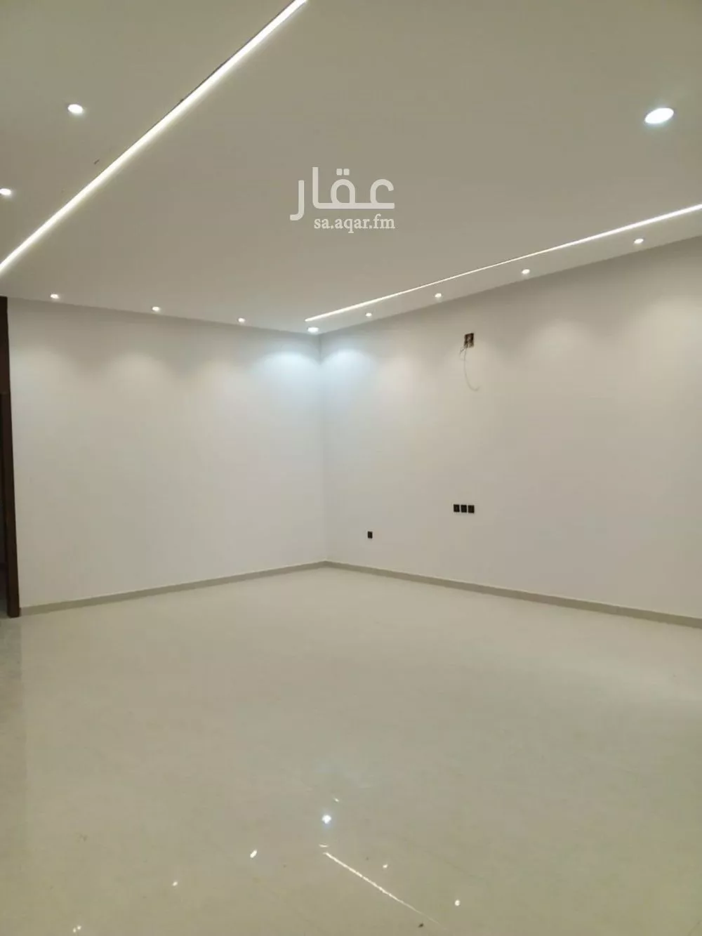 فيلا 6 غرف في الجنادرية 3