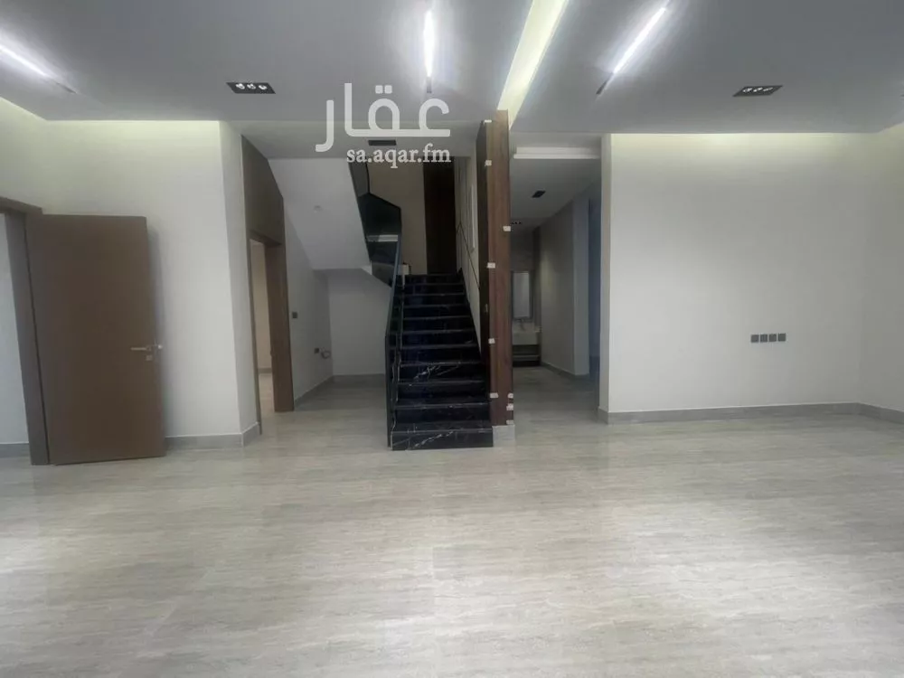 4 bedroom floor in Al Rimal 1