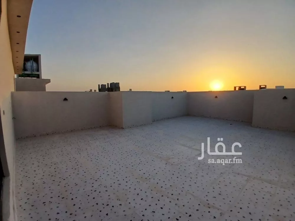 فيلا 7 غرف في الجنادرية 3