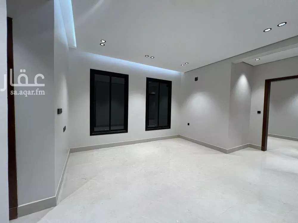 5 bedroom duplex in Al Rimal 4