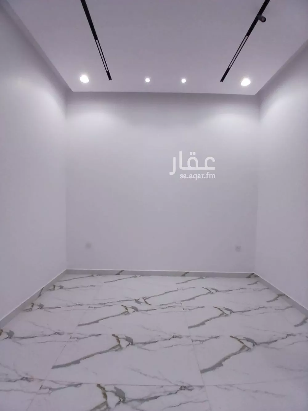 4 bedroom floor in Al Rimal 5