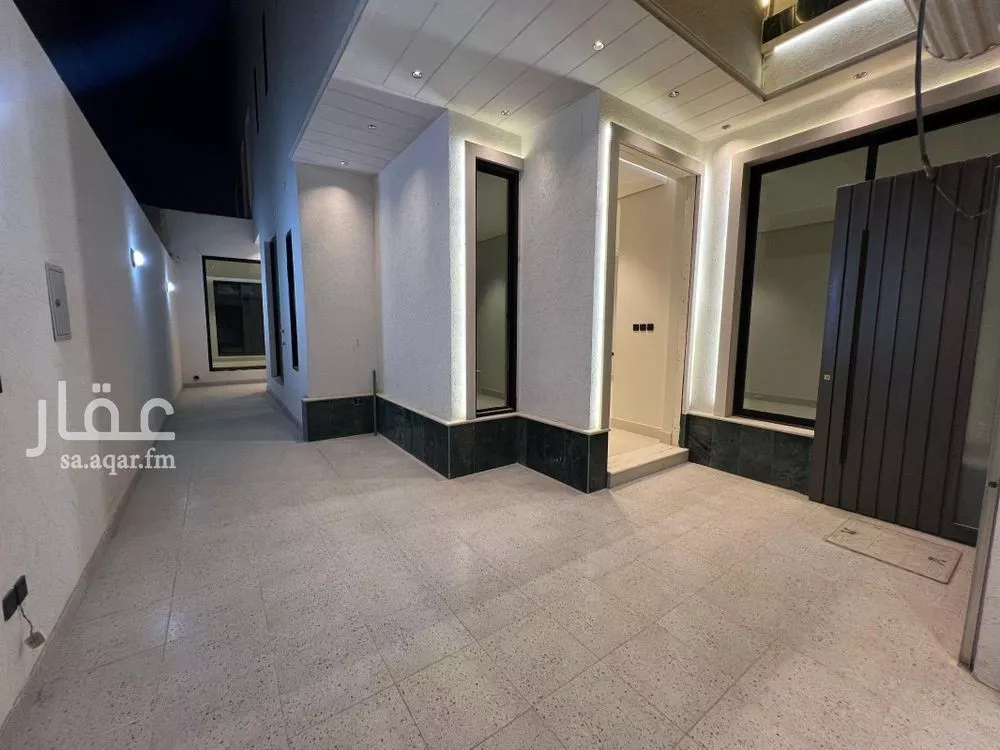 5 bedroom duplex in Al Rimal 1