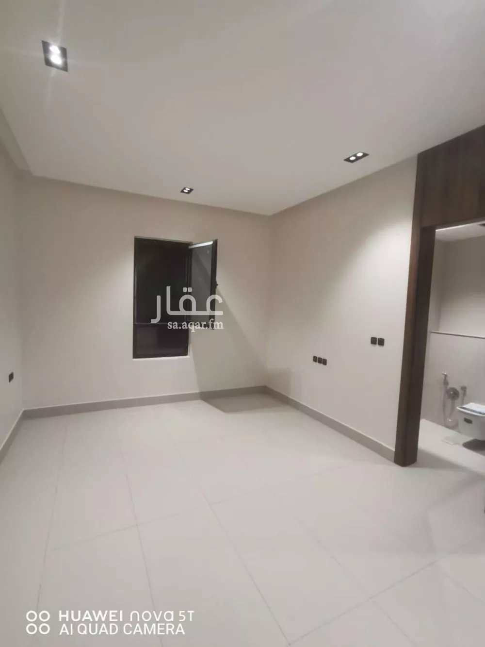 3 bedroom floor in Al Khaleej 5