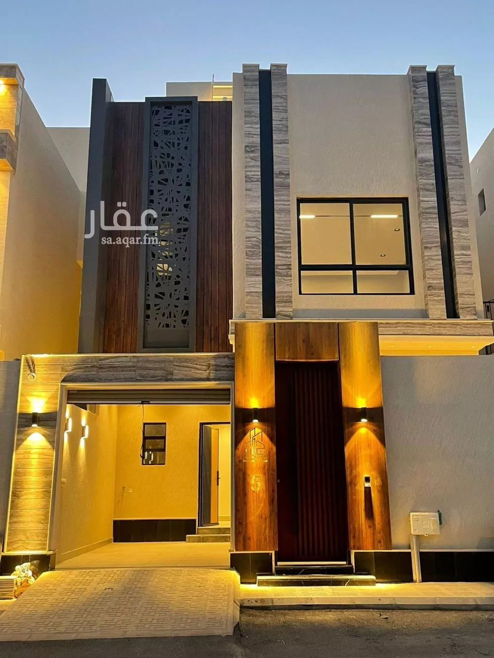 فيلا 5 غرف في العارض 1