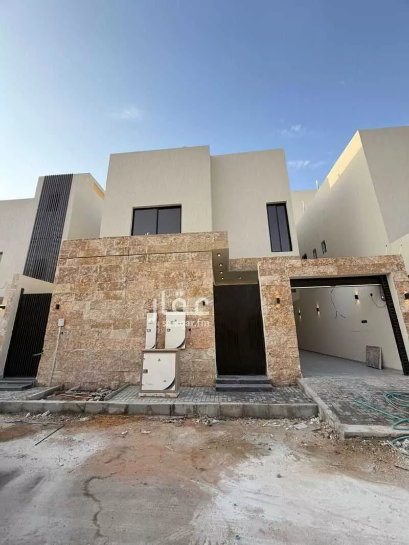 5 bedroom villa in Al Rimal 1