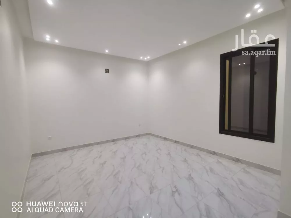 4 bedroom floor in Al Qadisiyah 2