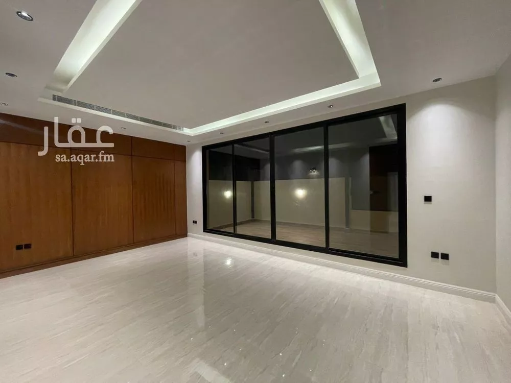 5 bedroom villa in Al Narjis 4