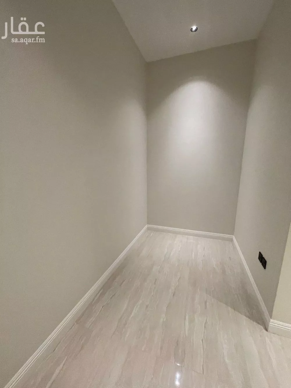 دور 4 غرف في النرجس 2