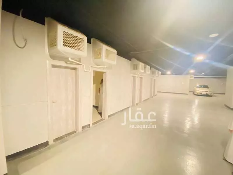 شقة 6 غرف في الواحة 4