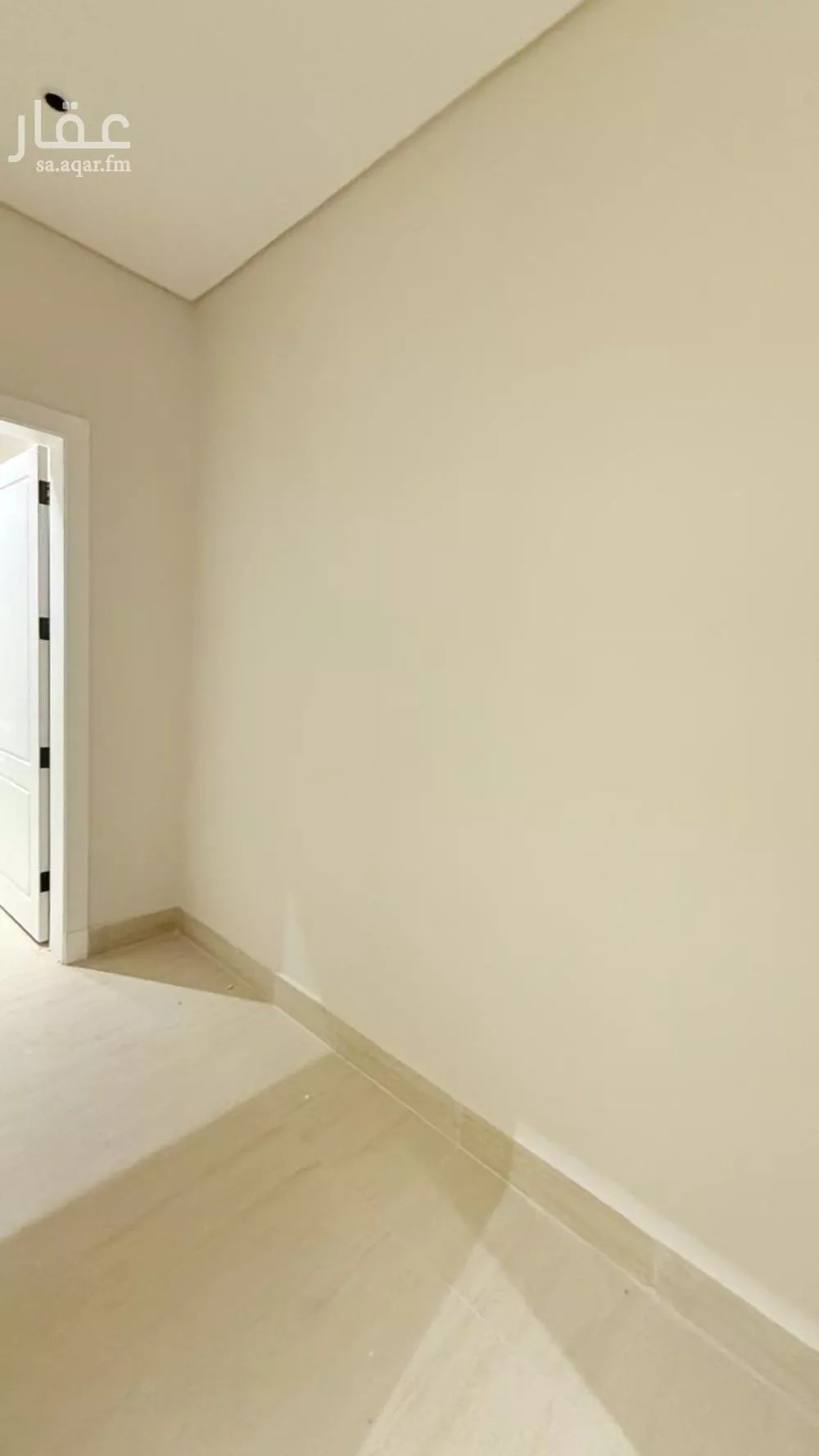 شقة 4 غرف في الرمال 3