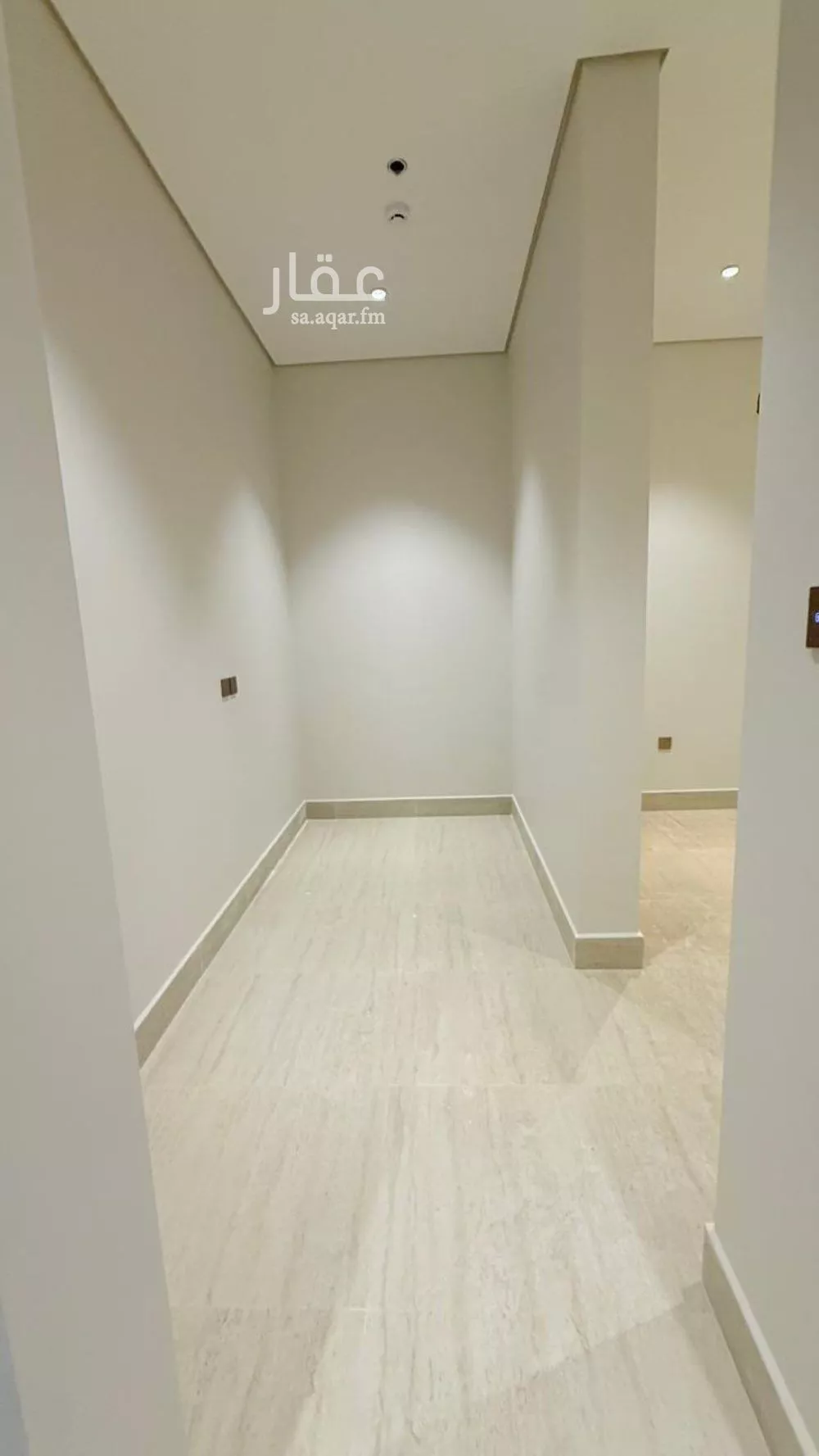 شقة 4 غرف في الرمال 4