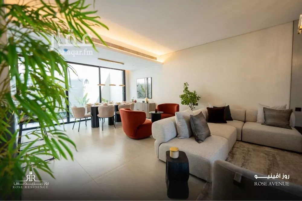 فيلا 4 غرف في العارض 5