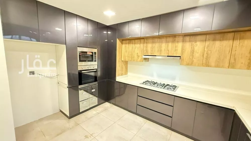 5 bedroom villa in Al Narjis 4