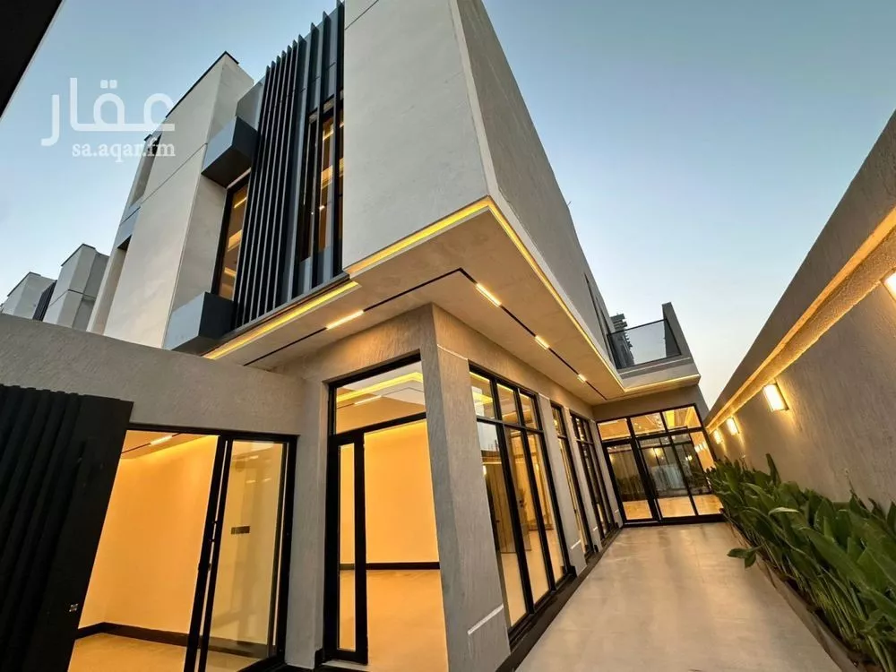 فيلا 12 غرف في الرمال 1