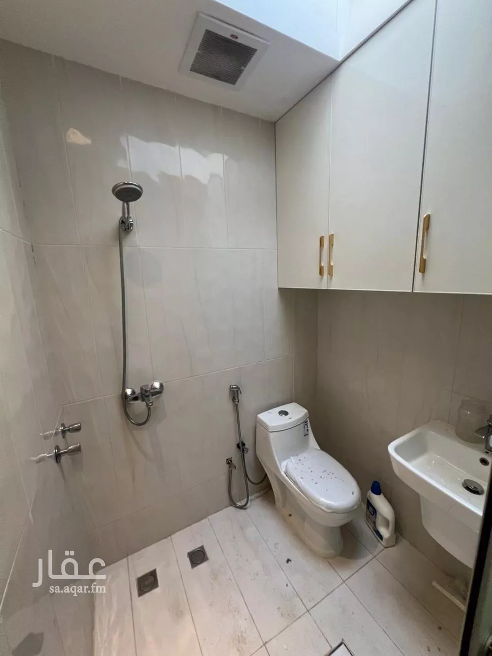 فيلا 8 غرف في الياسمين 5