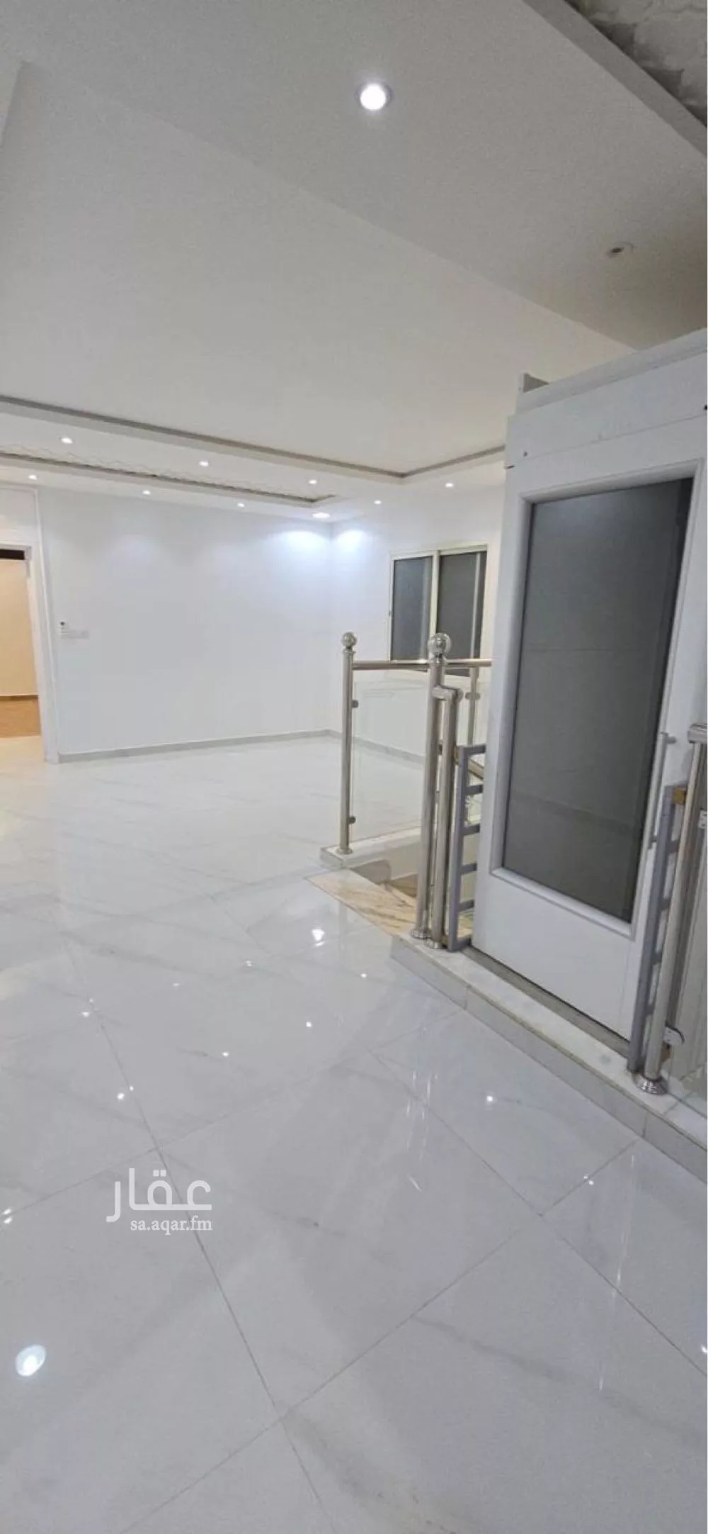 فيلا 10 غرف في المونسية 2