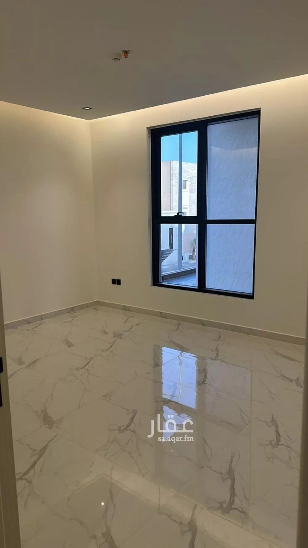 فيلا 4 غرف في النرجس 1