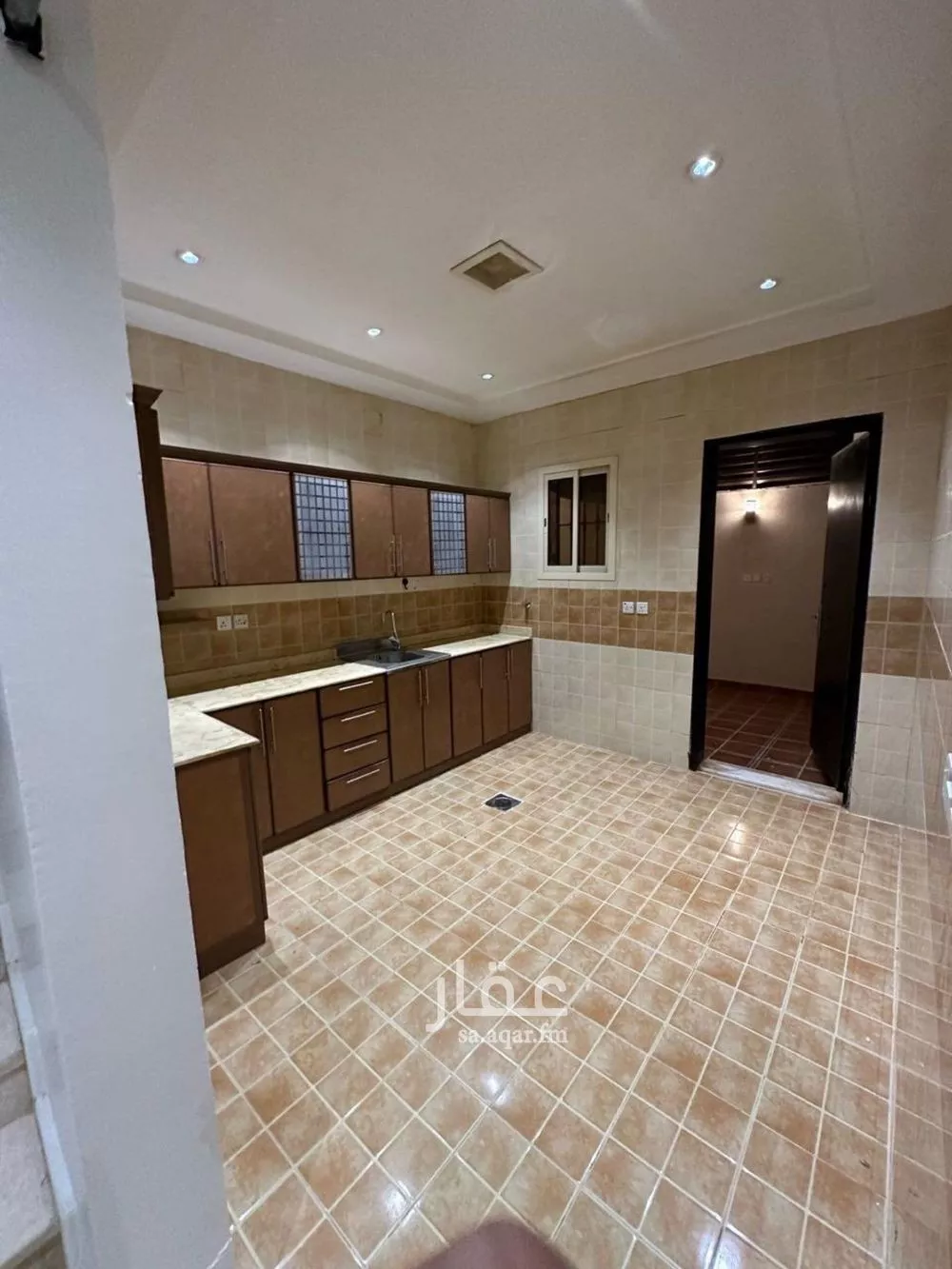 7 bedroom villa in Al Yasmin 1