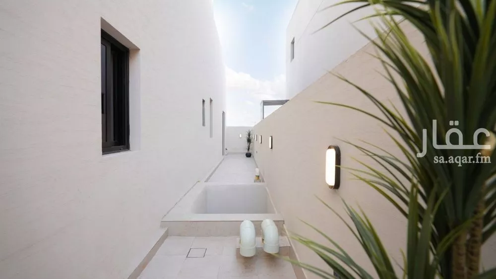 دور 3 غرف في العارض 4